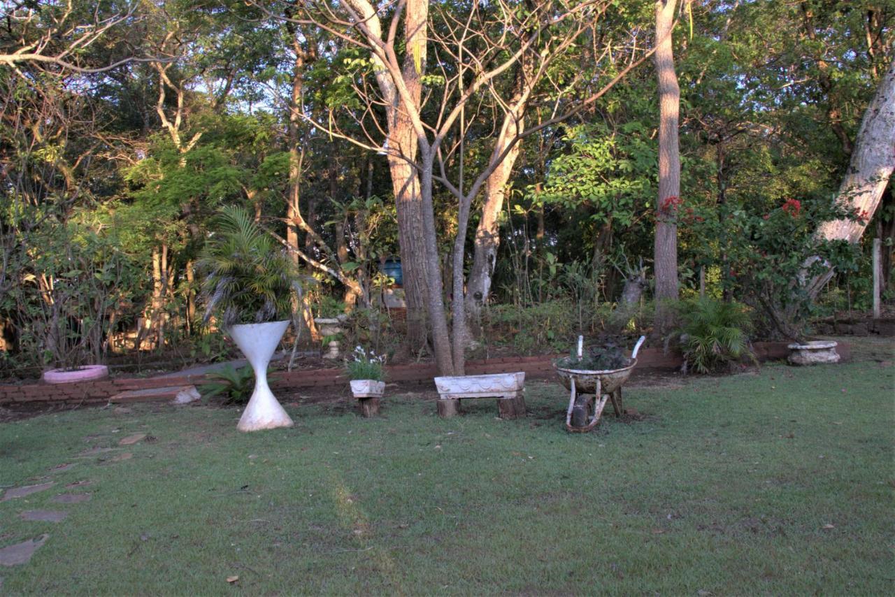 Casa Unica Com Piscina E Lareira A 1,2 Km Do Centro Villa Chapada dos Guimarães Esterno foto