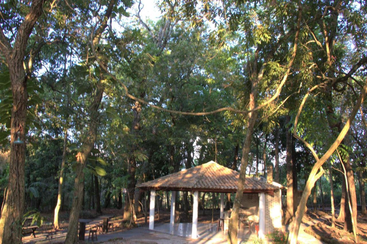 Casa Unica Com Piscina E Lareira A 1,2 Km Do Centro Villa Chapada dos Guimarães Esterno foto