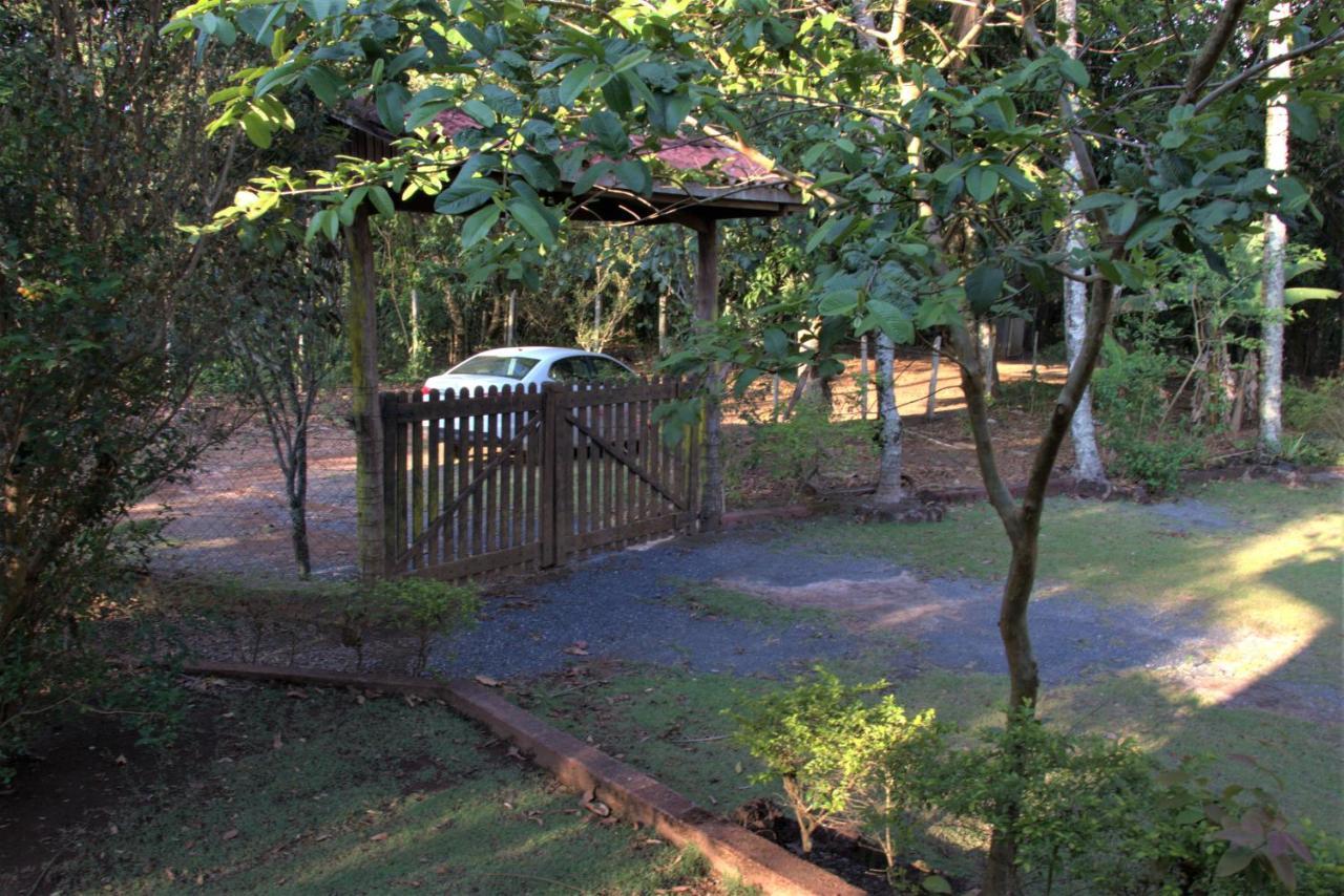 Casa Unica Com Piscina E Lareira A 1,2 Km Do Centro Villa Chapada dos Guimarães Esterno foto