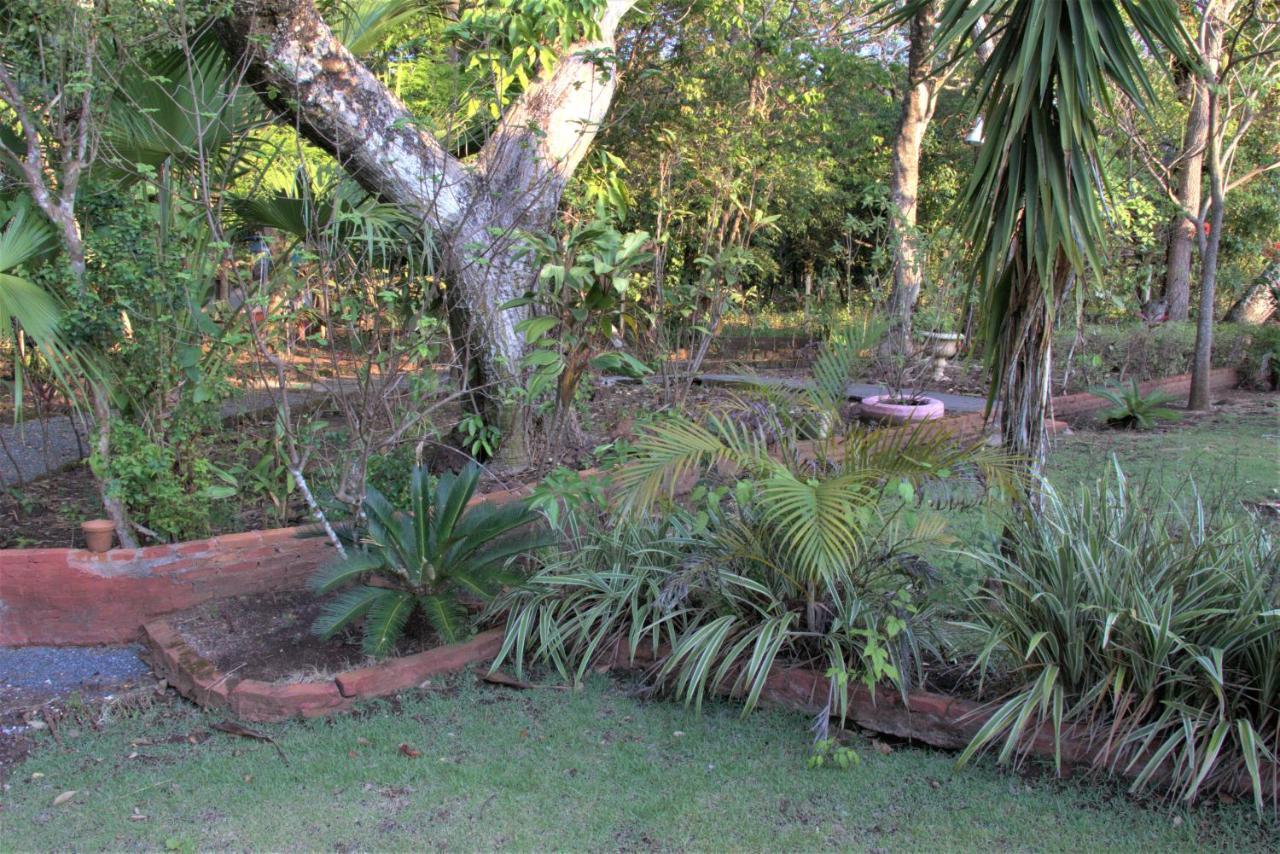Casa Unica Com Piscina E Lareira A 1,2 Km Do Centro Villa Chapada dos Guimarães Esterno foto